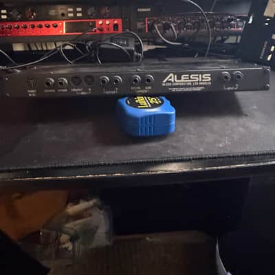 Alesis QuadraVerb GT 20k Bandwidth Simultaneous Guitar Effects Processor 1990s - Black image 8