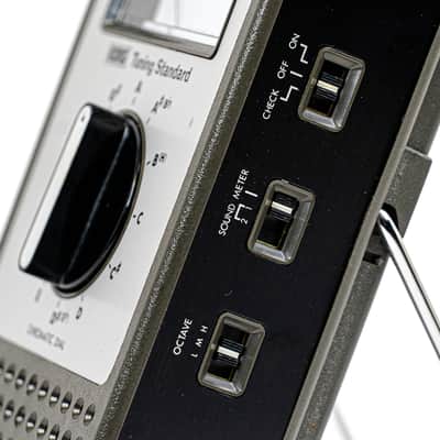 Korg WT-10A – Vintage Needle Tuner with Case, Box, Manual - Legendary Accuracy, Fluid Response image 7