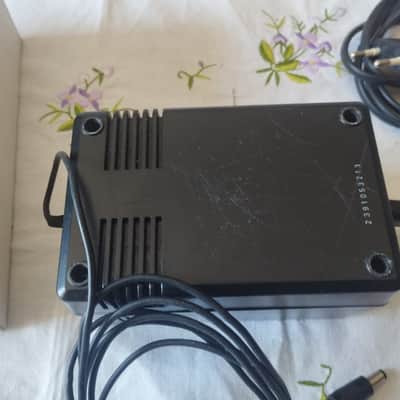 Roland ACG-220 power adapter - Black image 5