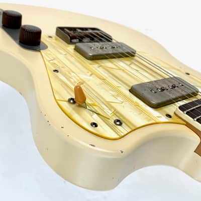 Tony Girault California 2022 Relic White image 10