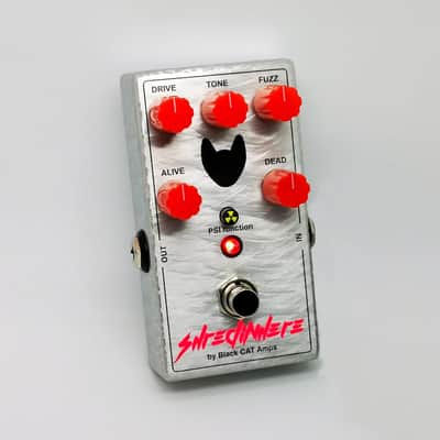 Shredinhere (S) | Overdrive and FuZz in one high-tech guitar pedal! Beautiful design and top quality of the sound! Lithium power source and USB Type-C port for charging! image 8