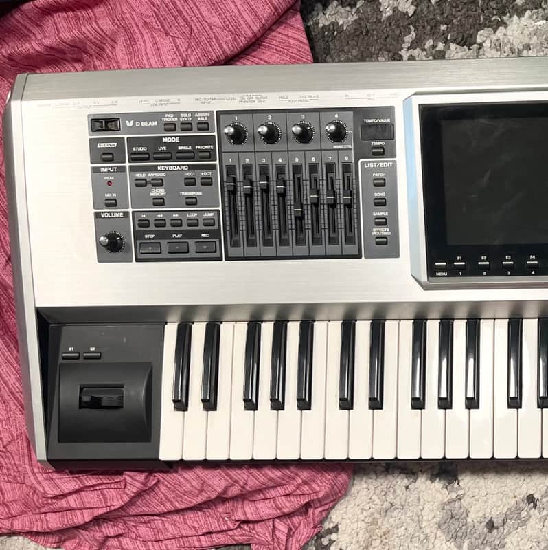 Roland Fantom-G6 61-Key Workstation Keyboard 2008 - 2012 - Silver image 1