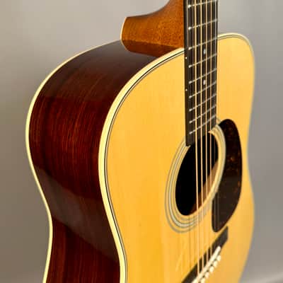 Martin D-28 Standard - Natural image 5