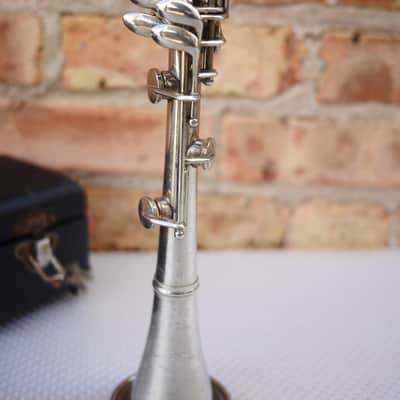 Peddler Metal Clarinet Vintage 1920s - Silver image 10