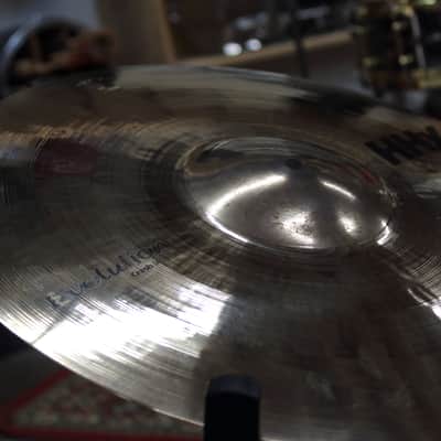Sabian 16" HHX Evolution Crash image 4