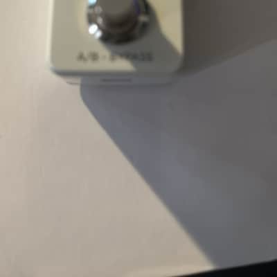 IK Multimedia ToneX One Brown Sound 2025 - White image 7