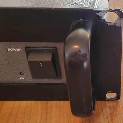 Ampeg B2R 350-Watt Rackmount Bass Amp Head image 5
