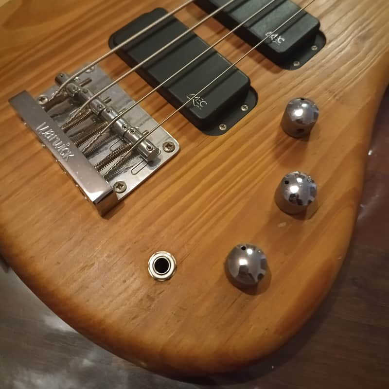 2000 Warwick Streamer STD Natural