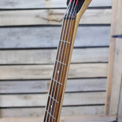 Used Peavey Zodiac DE 4 String Mirror Pickguard Electric Bass Guitar with Gigbag image 9