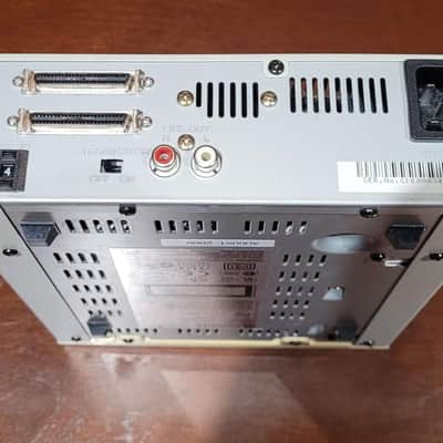 Yamaha CW8824SX SCSI 4 CD-R Drive and Sample Discs A3000 A4000 A5000 image 5