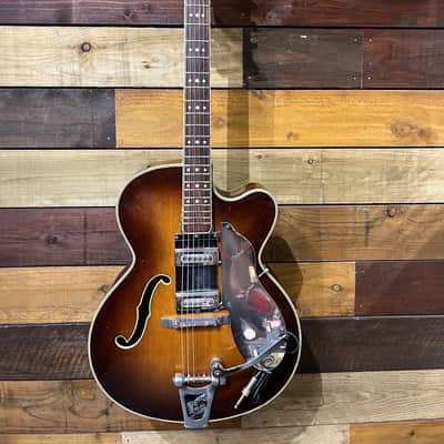 Hofner President Sunburst 1960 With Bigsby and Vintage Pickups image 2