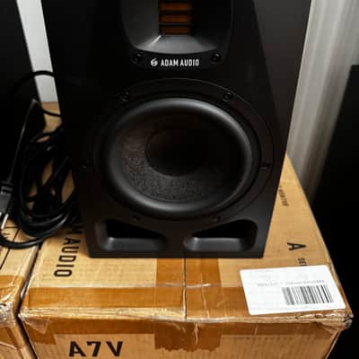 ADAM Audio A7V 7" Active Studio Monitors (Pair) 2022 - Present - Black image 3