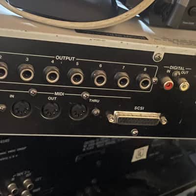 Akai S2000 MIDI Stereo Digital Sampler 1995 - White image 2