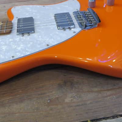 Fender Toronado 2002 Orange And Pearl MIM Near Mint Condition Electric Guitar Rarest Finish image 11