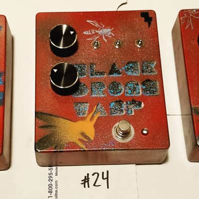 Jext Telez Black Drone Wasp Series Two Hand Painted by Johnny LZR 2018 Fuzz Pedal Bild 4