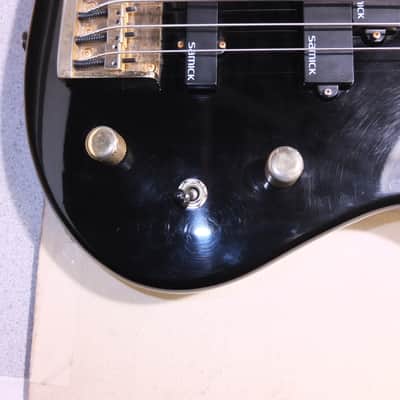 Samick Artist Fretless 5 string Black gloss image 2