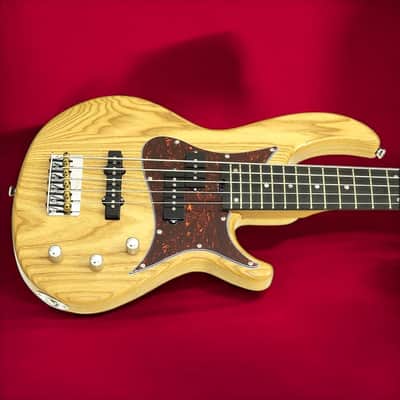 Aria Pro II 313MKII/5-OPN Detroit 5-String Electric Bass Guitar â€“ Ash Body, Roasted Maple Neck, Bolt-On, Open Pore Natural Finish image 4