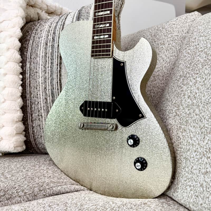 Novo Solus M1 Custom 2025 - Inca Silver Sparkle