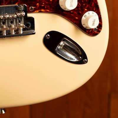Fender American Standard Stratocaster RW Vintage White image 5