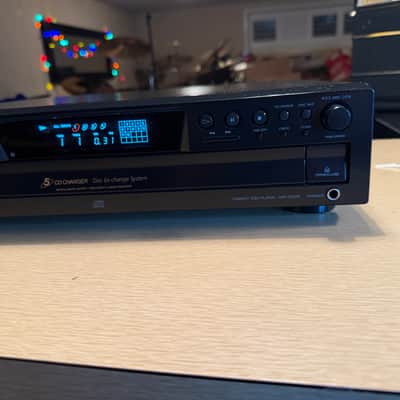 Immagine Sony CDP-CE375 5-Disc Changer CD Compact Disc Player Optical Out Remote Serviced - 8