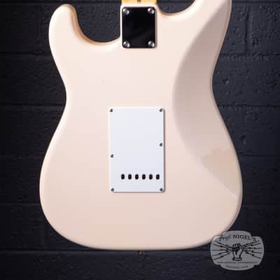Tokai AST-423 Goldstar HSS Shell Pink MIJ Ash Body Maple Neck image 5