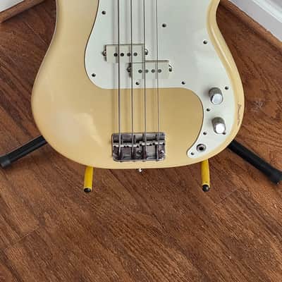Fender 1983 Precision Bass image 3