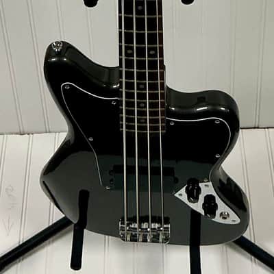 Squier Squier Affinity Jaguar Bass H Guitar Laurel Neck - Charcoal Frost Metallic image 5