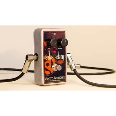 Electro-Harmonix Satisfaction Fuzz Guitar Pedal for Classic Fuzztone Tones with True Bypass image 2