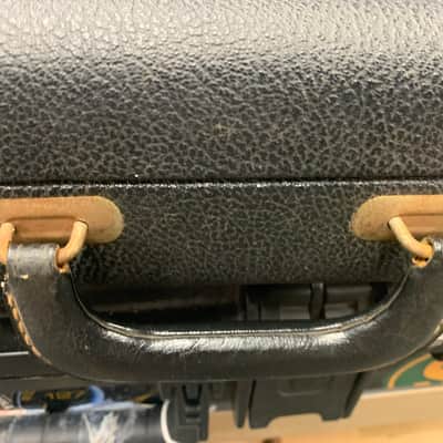 Fender Telecaster or other BASS Lefthanded Case 1965-67 - Black tolex image 4