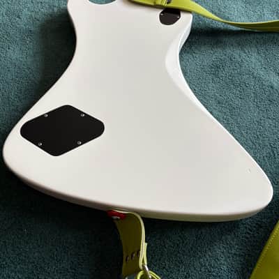 Hagstrom Fantomen 2010s - White w/ Hardshell Case image 5