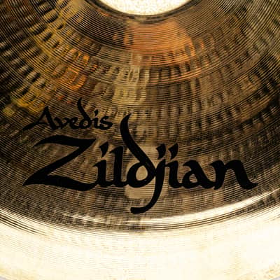 Zildjian 17" A Custom Fast Crash Cymbal - 1100g - Used image 2