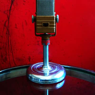 Vintage RARE 1940's Airline / Electro-Voice V-1 Ribbon Velocity Microphone w 423 model stand PROP image 1