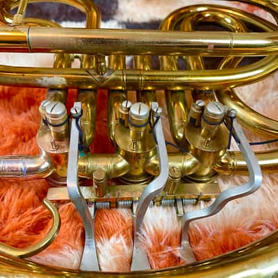 King Cleveland Single French Horn Key Of F With Case (Plays Great!) image 14