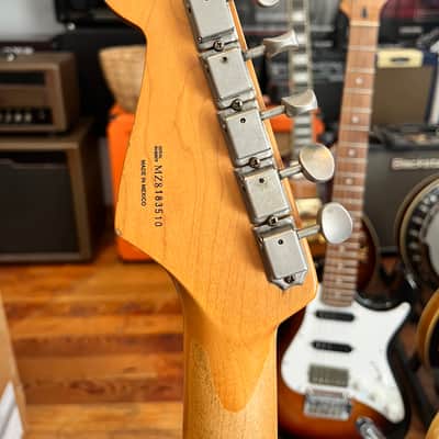 Fender 60's road worn stratocaster 2008 - Sunburst image 5