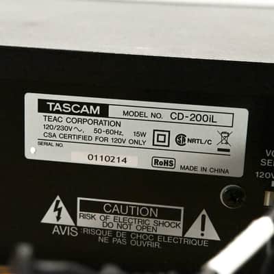 TASCAM CD-200iL Professional CD Player & iPod Dock CG012H9 image 10