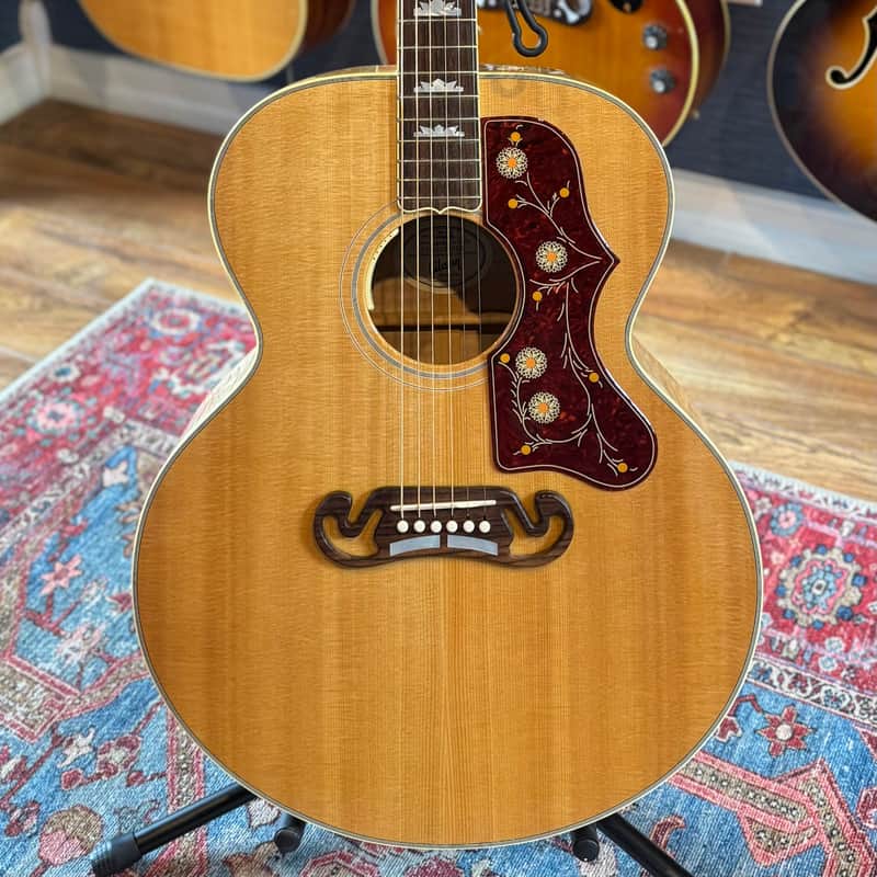 2017 Gibson SJ-200 Standard Antique Natural