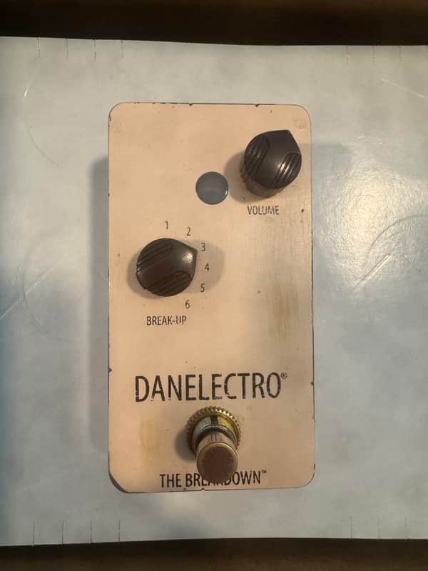 Danelectro The Breakdown