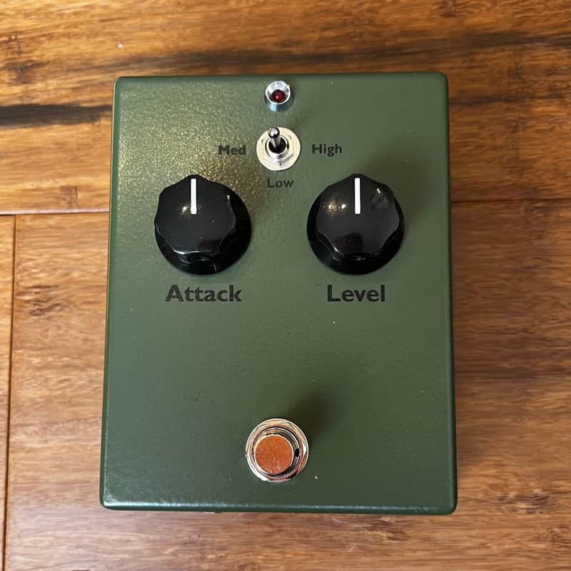 Cunningham Amplifiers Mk1.6 RCA Germanium Fuzz Pedal - Olive Green imagen 1