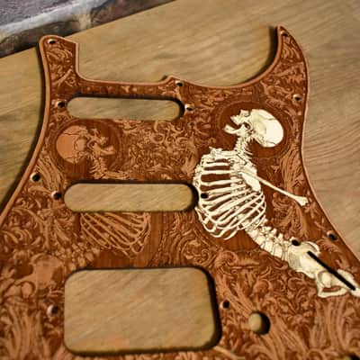 Hand-Painted Cherrywood Pickguard for Fender Stratocaster HSS/SSS – Laser-Engraved Unique 'Stumble' Design image 4