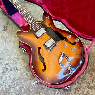 Guild SF-4 Starfire IV 1979 - Sunburst original vintage USA image 2
