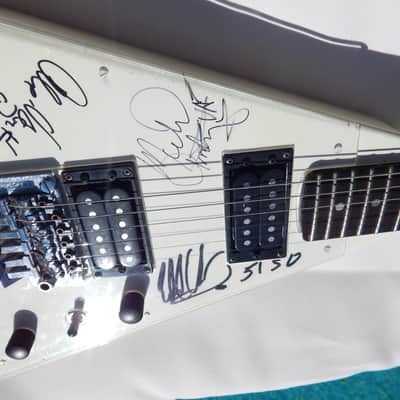 Kramer ST 400 Signed By Van Halen 1986 W/Back Stage Pass 5150 Tour image 4