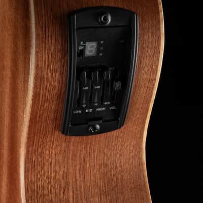 Taylor GS Mini-e Bass - Natural - Free Shipping image 9