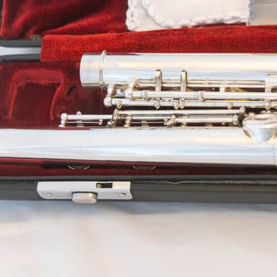 Yamaha YFL-481H All Silver Intermediate Flute *Open-hole *B-foot *Made in Japan *Overhauled New Pads image 11