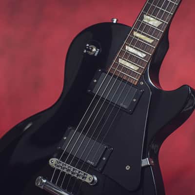 Gibson Les Paul Studio Ebony EMG 81/60 2009 image 5