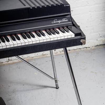 1982 Rhodes Mark II Stage 73 "Poppy" image 3