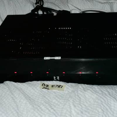 Russound Amplifier CAM6.6 Multizone Controller Amp #517B2B oct25 2004 - metal image 1