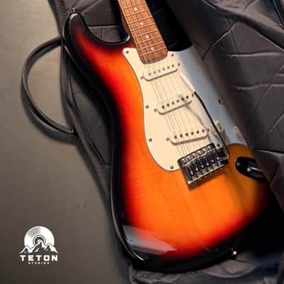 Squier Stratocaster Standard 2005 - 2-tone Sunburst image 2