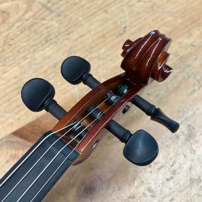 Scherl and Roth R111E15 15" Viola w/ Case & Bow image 7