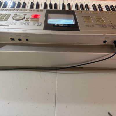 Yamaha DGX-505 88-key Arranger Keyboard image 8
