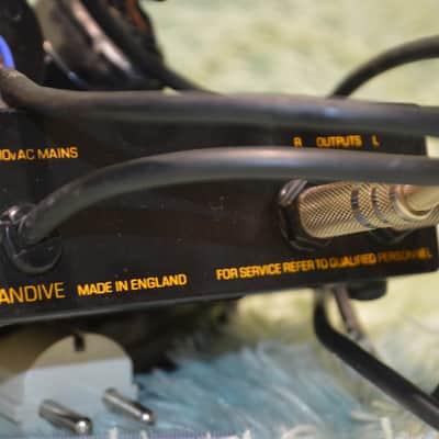 Bandive Accessit accessit 15+15 watts power amplifier MID-90'S - uknown image 10